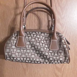 Tommy Hilfiger  Shoulder Purse.